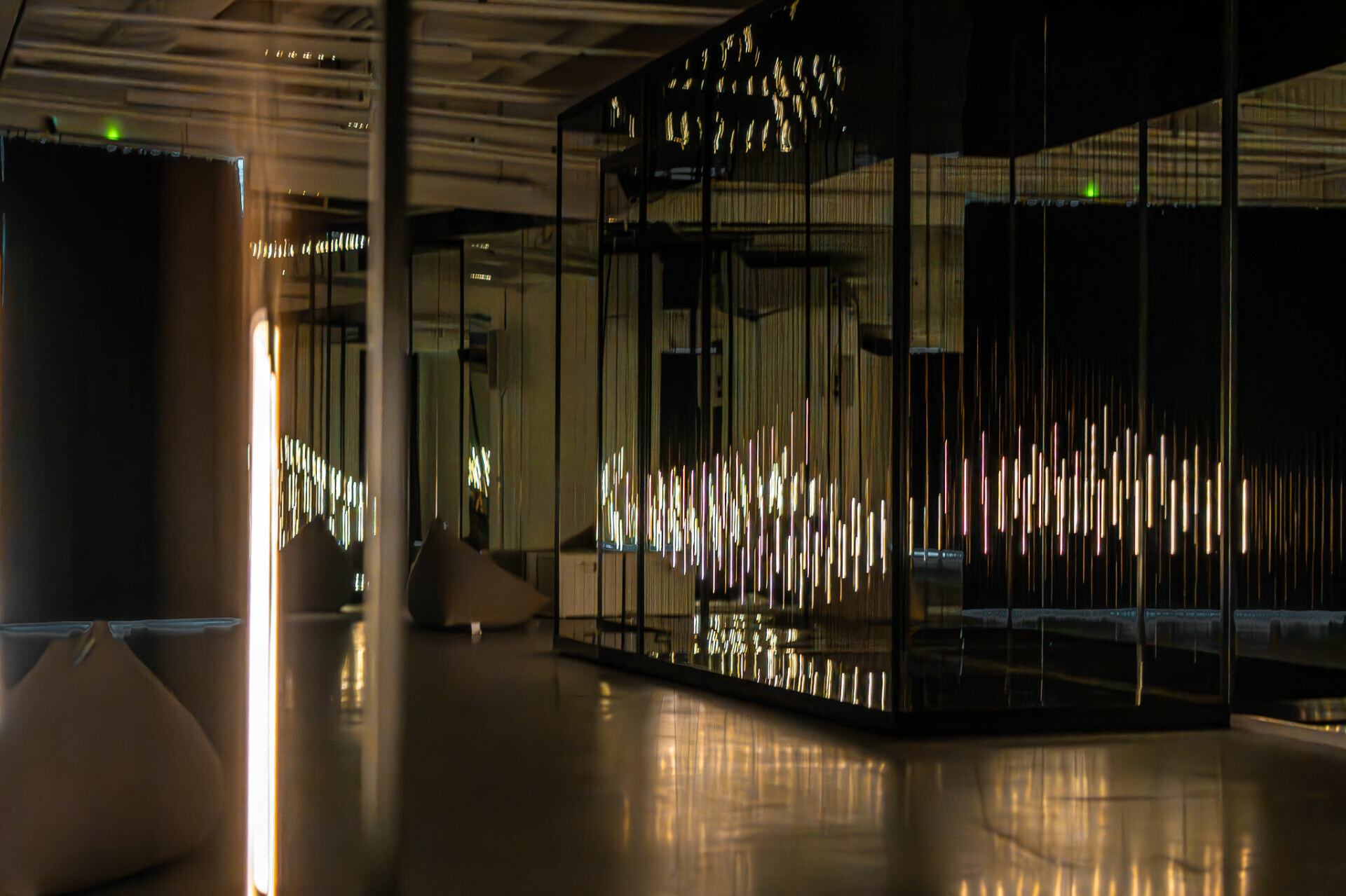 草間彌生藝術展區。