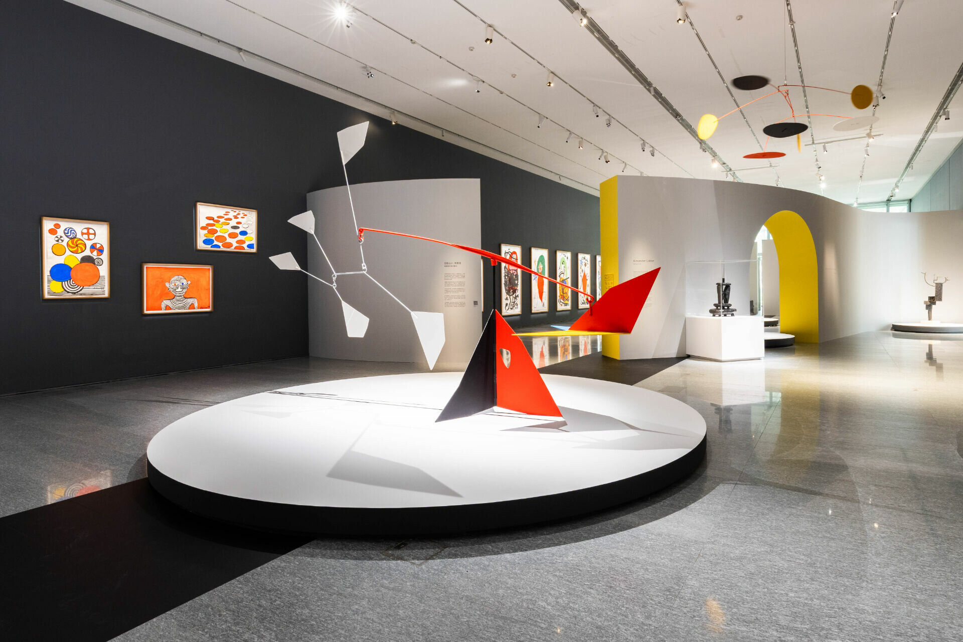 草間彌生藝術展區。